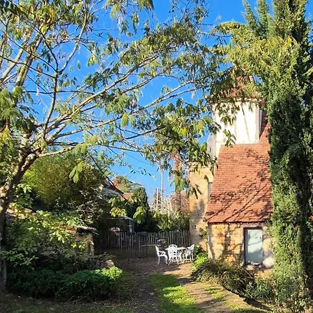 Vakantiehuis De L'autre Cote Du Lavoir Au Calme *